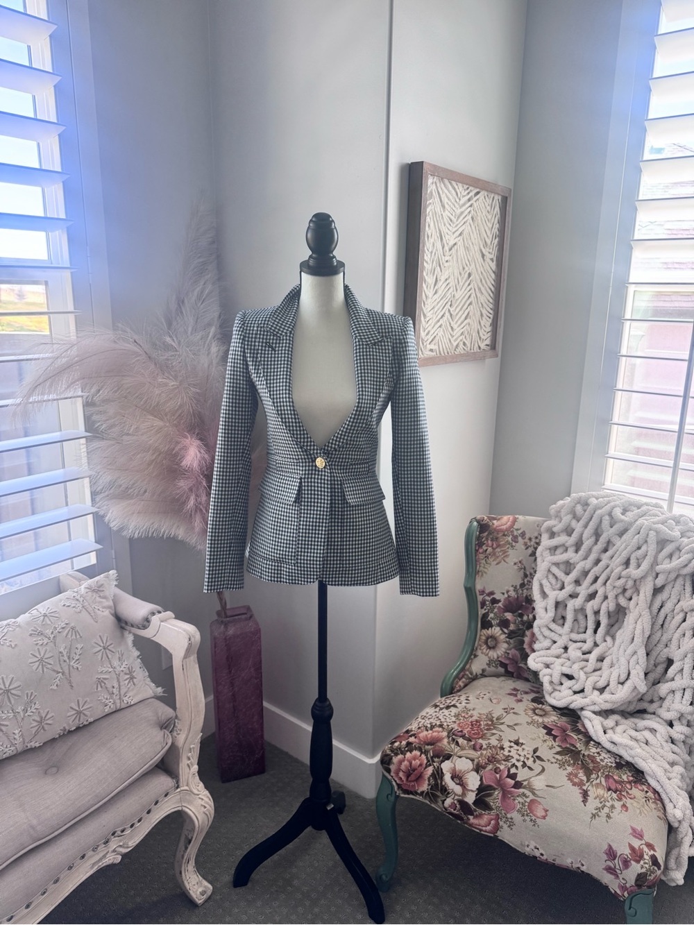 Smythe Size 2 Houndstooth Tailored Blazer Gold Crest Button Made Canada